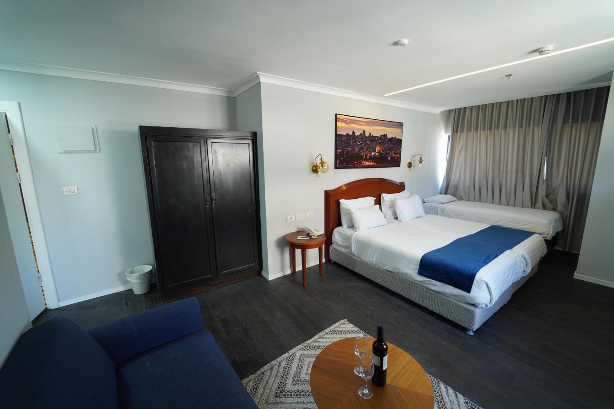 Spirit Of Herzl Hotel Иерусалим Экстерьер фото
