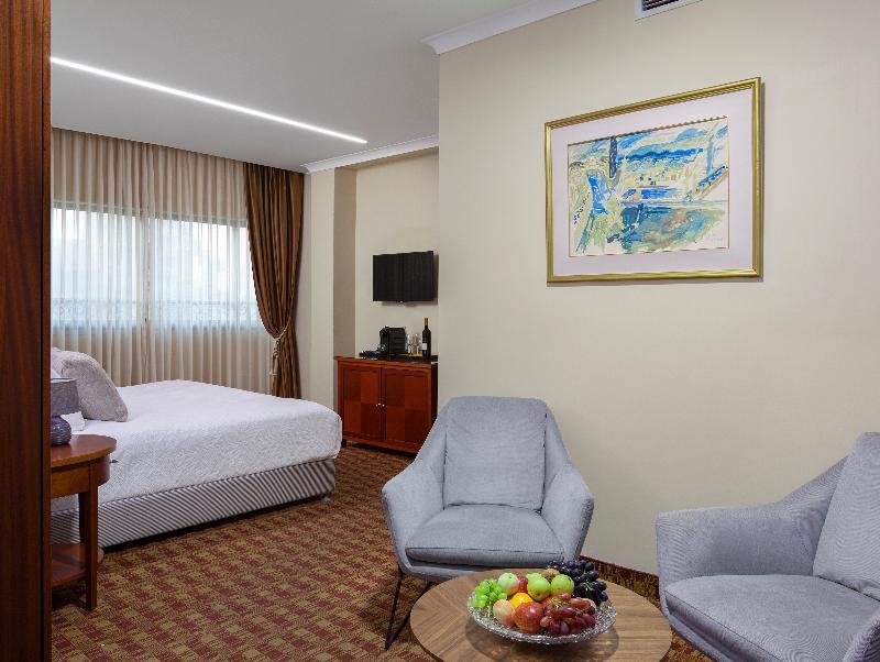 Spirit Of Herzl Hotel Иерусалим Экстерьер фото